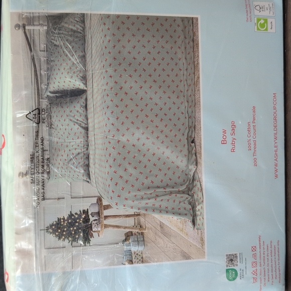 Cath Kidston London 4 Piece Full Size Sheet Set With Pillow Cases Bow Ruby Sage - Picture 3 of 5